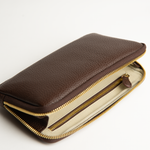 Portafoglio/busta morbido in pelle martellata colore marrone Aut Aut Studio – vista interna