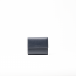 Portafoglio in pelle saffiano colore blu navy artigianale donna protezione RFID Aut Aut Studio – vista frontale