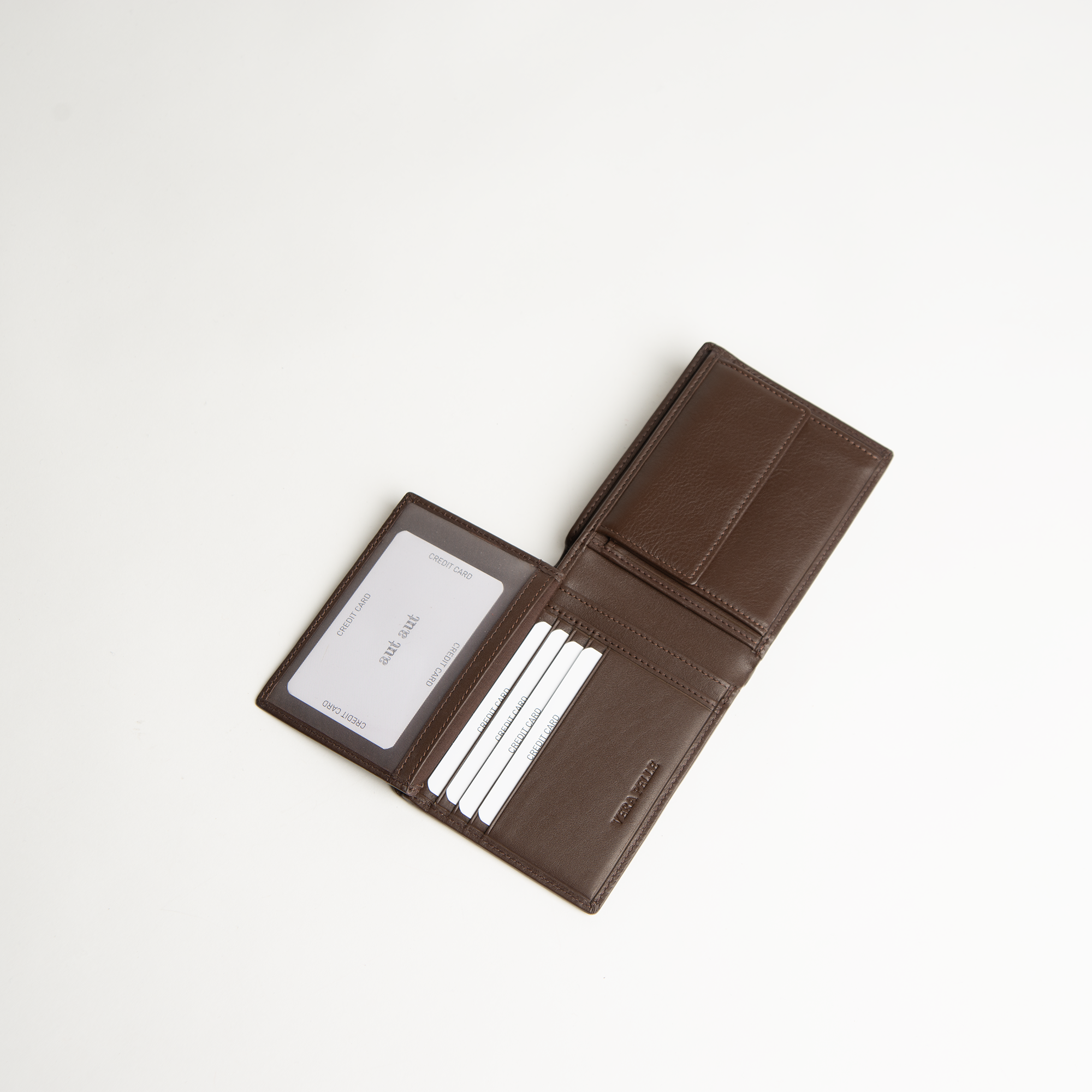 Mini portafoglio uomo in pelle nappa colore cioccolato Aut Aut Studio – vista interno
