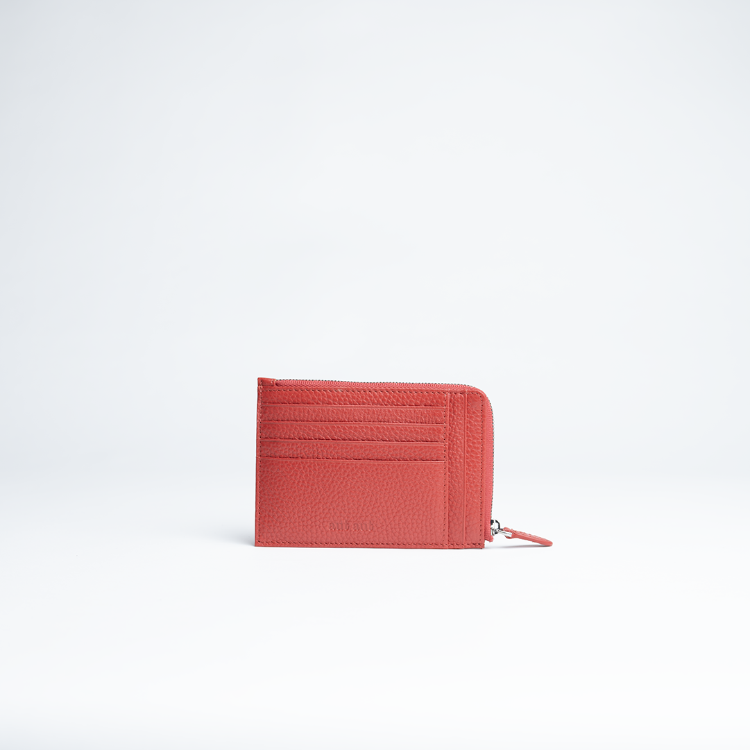 Porta carte in pelle martellata colore rosso artigianale Aut Aut Studio – vista frontale