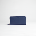 Portafoglio maxi zip around in pelle martellata colore blu Navy artigianale Aut Aut Studio – vista frontale