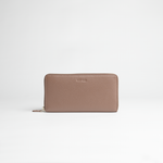 Portafoglio maxi zip around in pelle martellata colore latte artigianale Aut Aut Studio – vista frontale