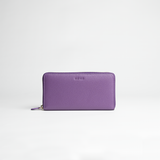Portafoglio maxi zip around in pelle martellata colore viola artigianale Aut Aut Studio – vista frontale