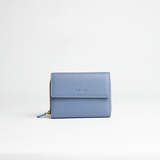 Portafoglio midi in pelle martellata colore azzurro glicine artigianale Aut Aut Studio – vista frontale