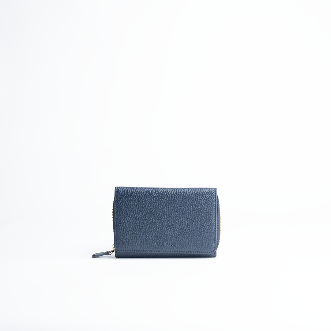 Portafoglio midi in pelle martellata colore blu Navy artigianale Aut Aut Studio – vista frontale