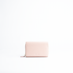 Portafoglio midi in pelle martellata colore rosa cipria artigianale Aut Aut Studio – vista frontale