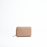 Portafoglio midi in pelle martellata colore latte taupe artigianale Aut Aut Studio – vista frontale