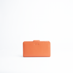 Portafoglio midi in pelle martellata colore arancio artigianale Aut Aut Studio – vista frontale