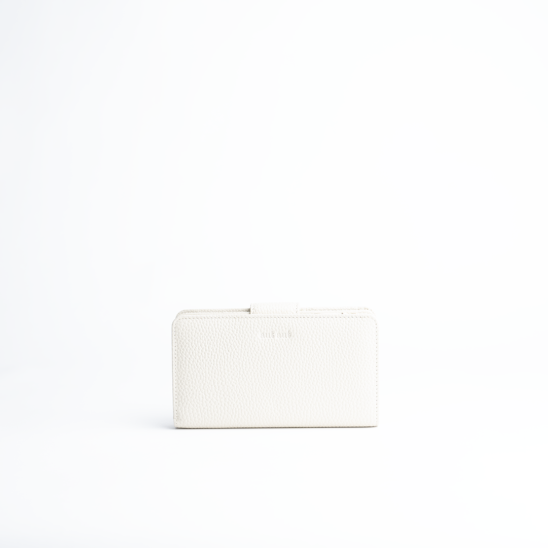 Portafoglio midi in pelle martellata colore bianco iceberg artigianale Aut Aut Studio – vista frontale