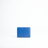 Portafoglio mini in pelle martellata colore blu elettrico artigianale Aut Aut Studio – vista frontale
