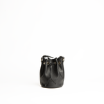 Mini bucket bag in pelle martellata colore nero artigianale Aut Aut Studio – vista frontale