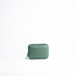 Portafoglio mini purse in pelle martellata colore verde bosco artigianale Aut Aut Studio – vista frontale