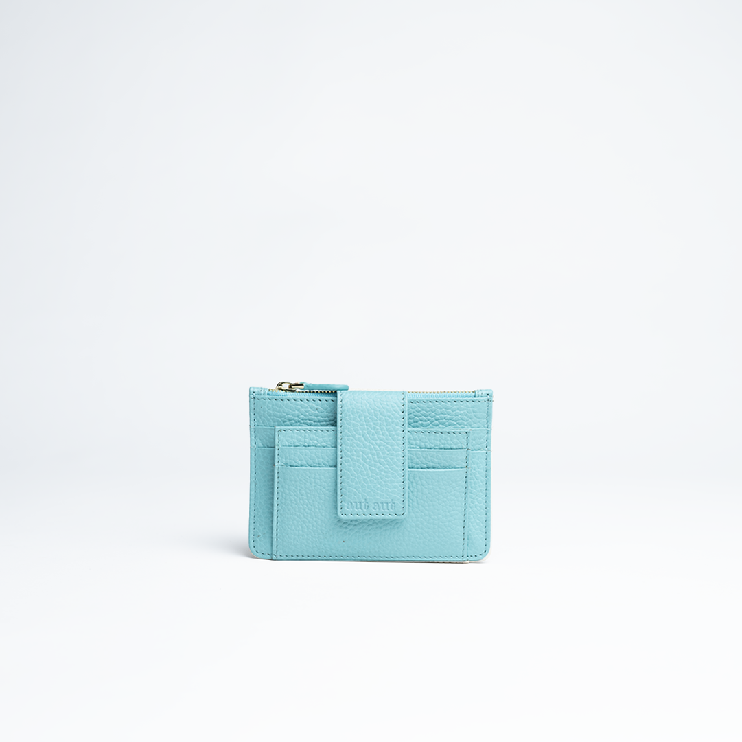 Porta carte mini in pelle martellata colore acqua artigianale Aut Aut Studio – vista frontale