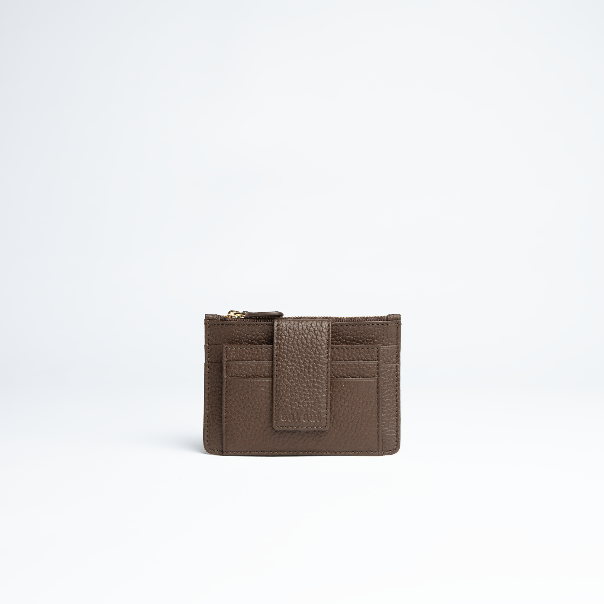 Porta carte mini in pelle martellata colore cioccolato artigianale Aut Aut Studio – vista frontale