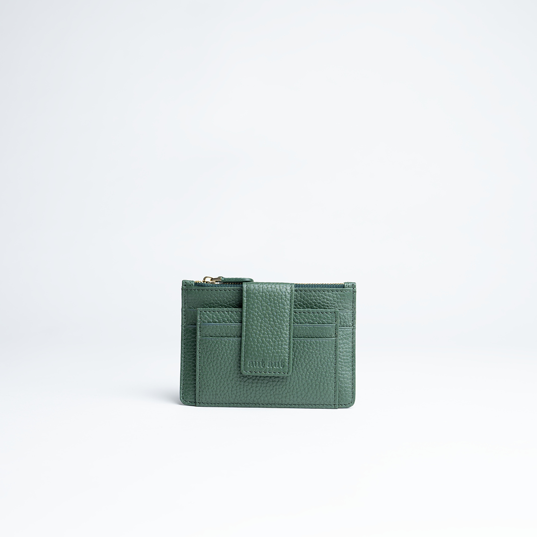 Porta carte mini in pelle martellata colore verde bosco artigianale Aut Aut Studio – vista frontale