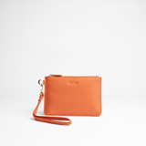 Mini busta clutch in pelle martellata colore arancio artigianale Aut Aut Studio – vista frontale
