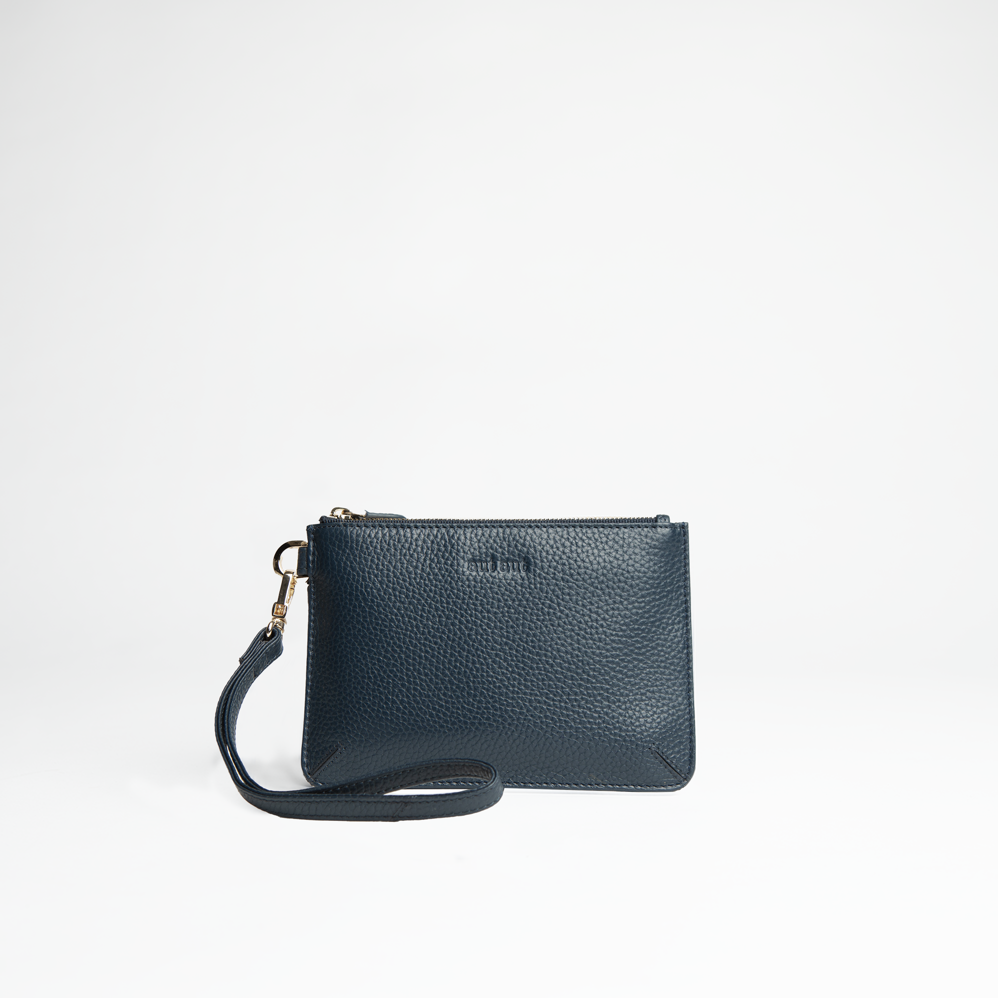 Mini busta clutch in pelle martellata colore blu Navy artigianale Aut Aut Studio – vista frontale