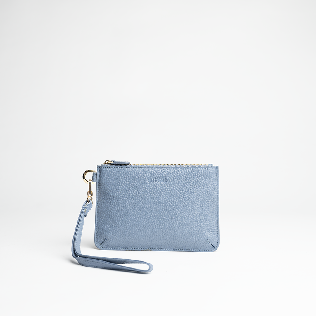 Mini busta clutch in pelle martellata colore glicine artigianale Aut Aut Studio – vista frontale