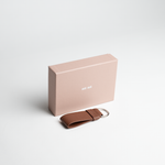 Portachiavi in pelle martellata colore camel artigianale Aut Aut Studio – vista frontale