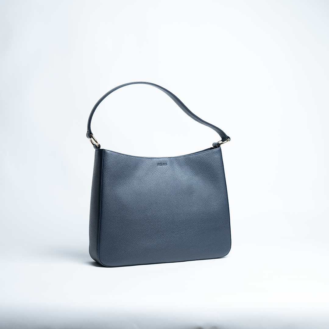 Borsa maxi in pelle martellata colore blu Navy artigianale Aut Aut Studio – vista frontale