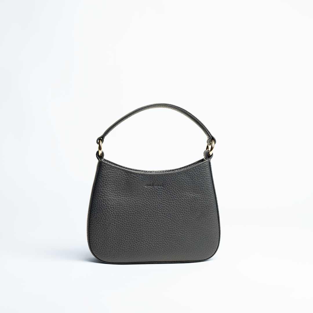Borsa mini in pelle martellata colore nero artigianale Aut Aut Studio – vista frontale