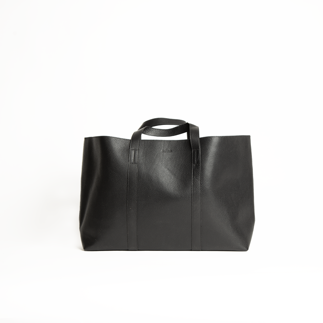 Borsa con doppio manico in pelle martellata colore nero artigianale Aut Aut Studio – vista frontale