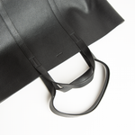 Borsa con doppio manico in pelle martellata colore nero artigianale Aut Aut Studio – vista dettaglio