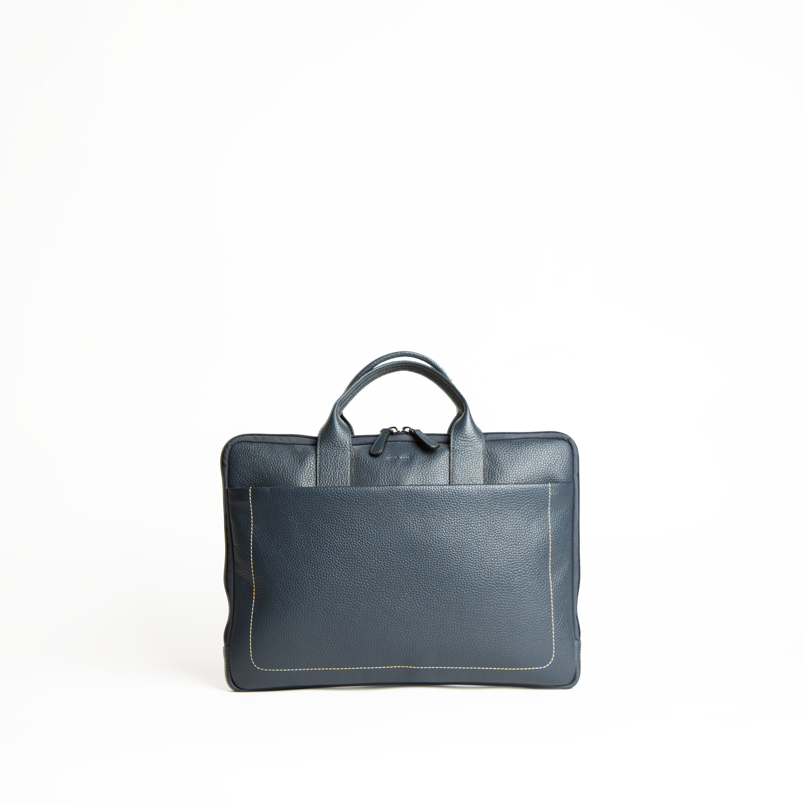 Borsa laptop 15" in pelle martellata colore blu navy artigianale Aut Aut Studio – vista frontale