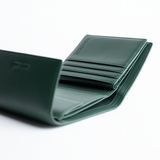 Portafoglio in pelle liscia primo fiore colore verde artigianale donna protezione RFID Aut Aut Studio – vista laterale