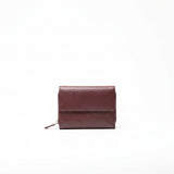 Portafoglio in pelle saffiano colore burgundy artigianale donna protezione RFID Aut Aut Studio – vista frontale