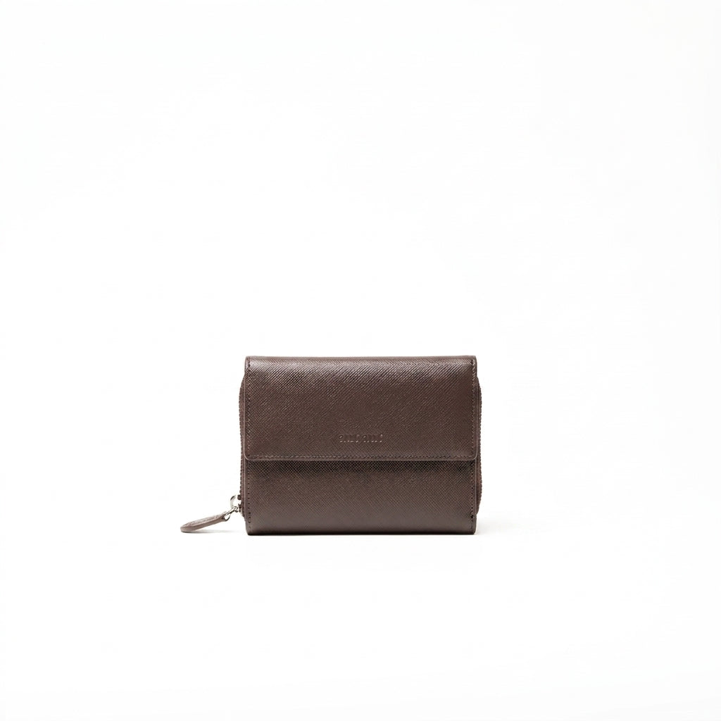 Portafoglio in pelle saffiano colore marrone cioccolato artigianale donna protezione RFID Aut Aut Studio – vista frontale