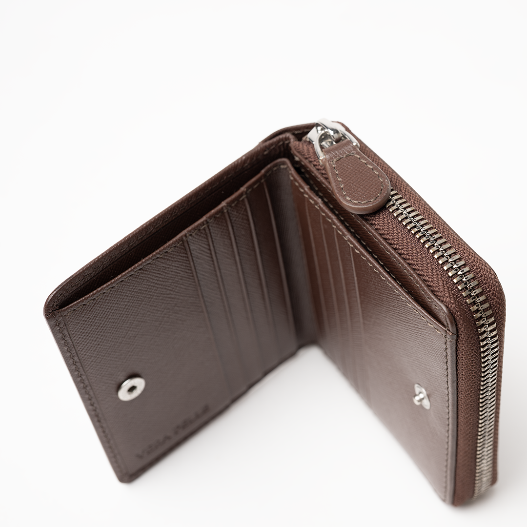 Portafoglio in pelle saffiano colore marrone cioccolato artigianale donna protezione RFID Aut Aut Studio – vista interna
