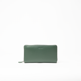 Portafoglio in pelle saffiano colore verde artigianale donna protezione RFID Aut Aut Studio – vista frontale