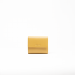 Portafoglio in pelle saffiano colore giallo senape artigianale donna protezione RFID Aut Aut Studio – vista frontale