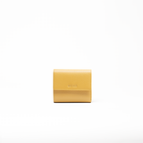 Portafoglio in pelle saffiano colore giallo senape artigianale donna protezione RFID Aut Aut Studio – vista frontale