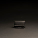 Porta carte e biglietti da visita in pelle liscia nero con elastico CARGO #2003 - AUT AUT